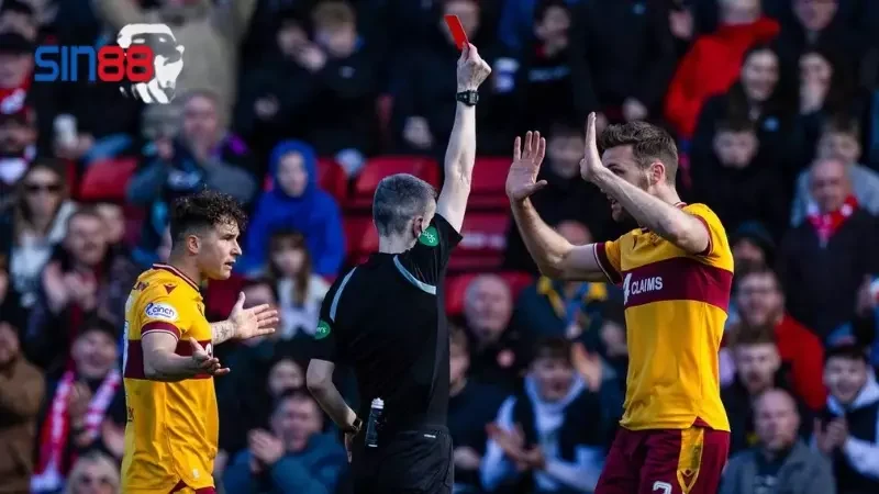Kèo thẻ đỏ tại Sin88